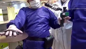 Armata iraniană a dezvăluit ”un detector uimitor pentru coronavirus”. Ce este de fapt dispozitivul  