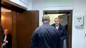 Liviu Dragnea, la ieşire din sala de judecată: Preţul era România! - VIDEO