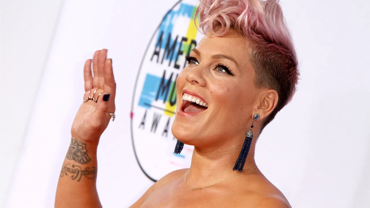 Pink, desemnată artistul anului 2019. Cântăreaţa americană a avut încasări uriaşe în urma concertelor 