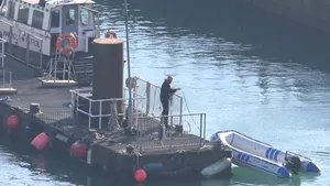 Zeci de imigranţi care încercau să ajungă ilegal în Marea Britanie, salvaţi din Canalul Mânecii