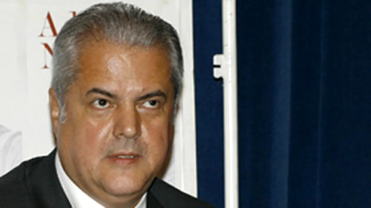 Năstase: Geoană l-a rugat pe Boc să nu publice numirile avansate de Oprea