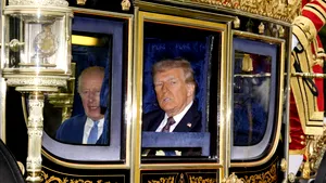 Ceremonii fastuoase la Castelul Windsor. Donald Trump a fost plimbat cu trăsura regală