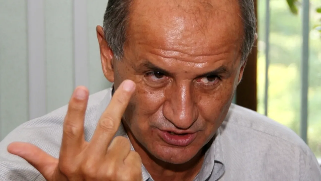 Copos: Să-i fie ruşine lui Tudor, a fost un furt ordinar