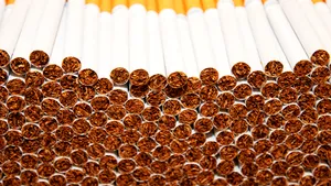 Producătorii de ţigarete sunt nemulţumiţi de intenţia Guvernului de a majora acciza la tutun 