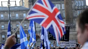 Scoţia vrea negocieri pentru a rămâne în UE şi ar putea organiza referendum proindependenţă