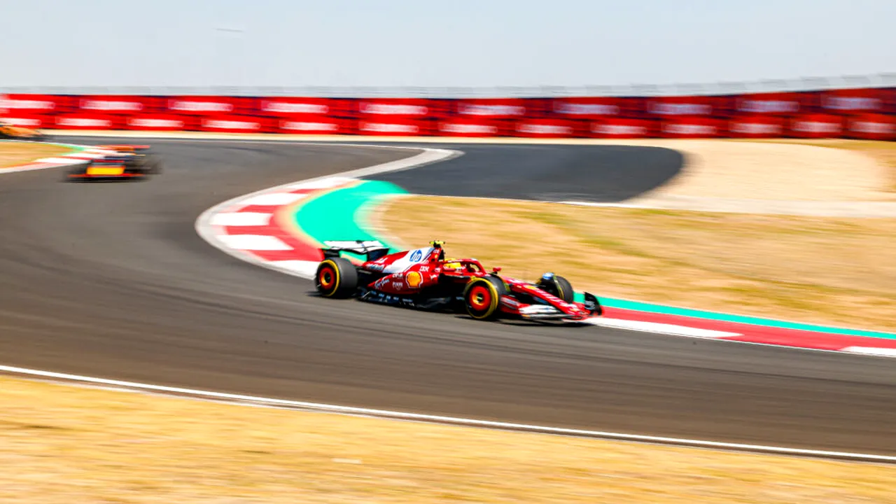 Formula 1: Lewis Hamilton și Charles Leclerc, ambii de la Ferrari, descalificați
