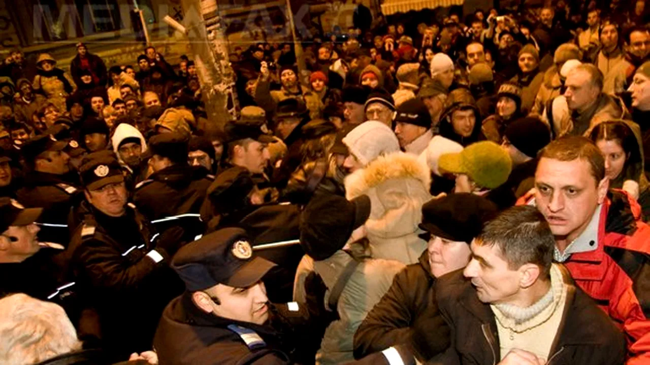 PRESA INTERNAŢIONALĂ: Cele mai ample proteste de la venirea lui Traian Băsescu la putere
