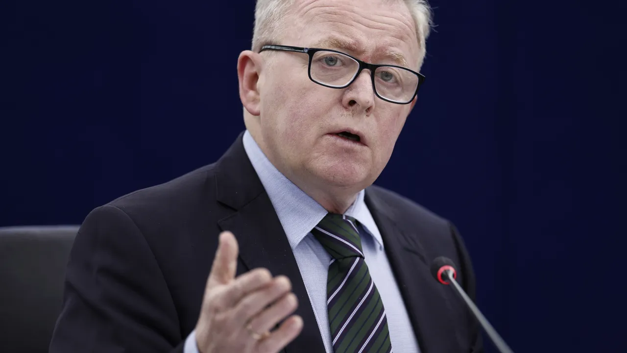 Comisarul european pentru agricultură, Janusz Wojciechowski, vine luni şi marţi în România