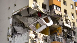 Au început lucrările de punere în siguranță a blocului afectat de explozia din Rahova