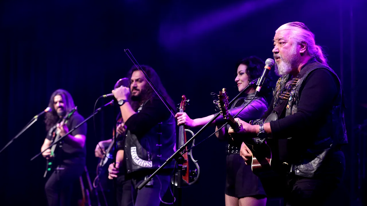 Trupa Phoenix merge mai departe după moartea lui Nicu Covaci: Concert în Sibiu