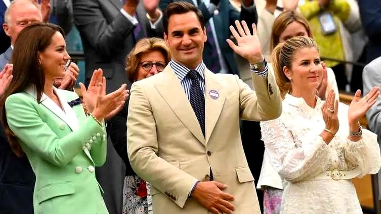 Federer a fost ovaţionat pe Centre Court, la Wimbledon