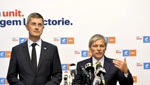 Barna loveşte în Tăriceanu: Sper că e pe final de carieră. A împănat administraţia publică de funcţionari