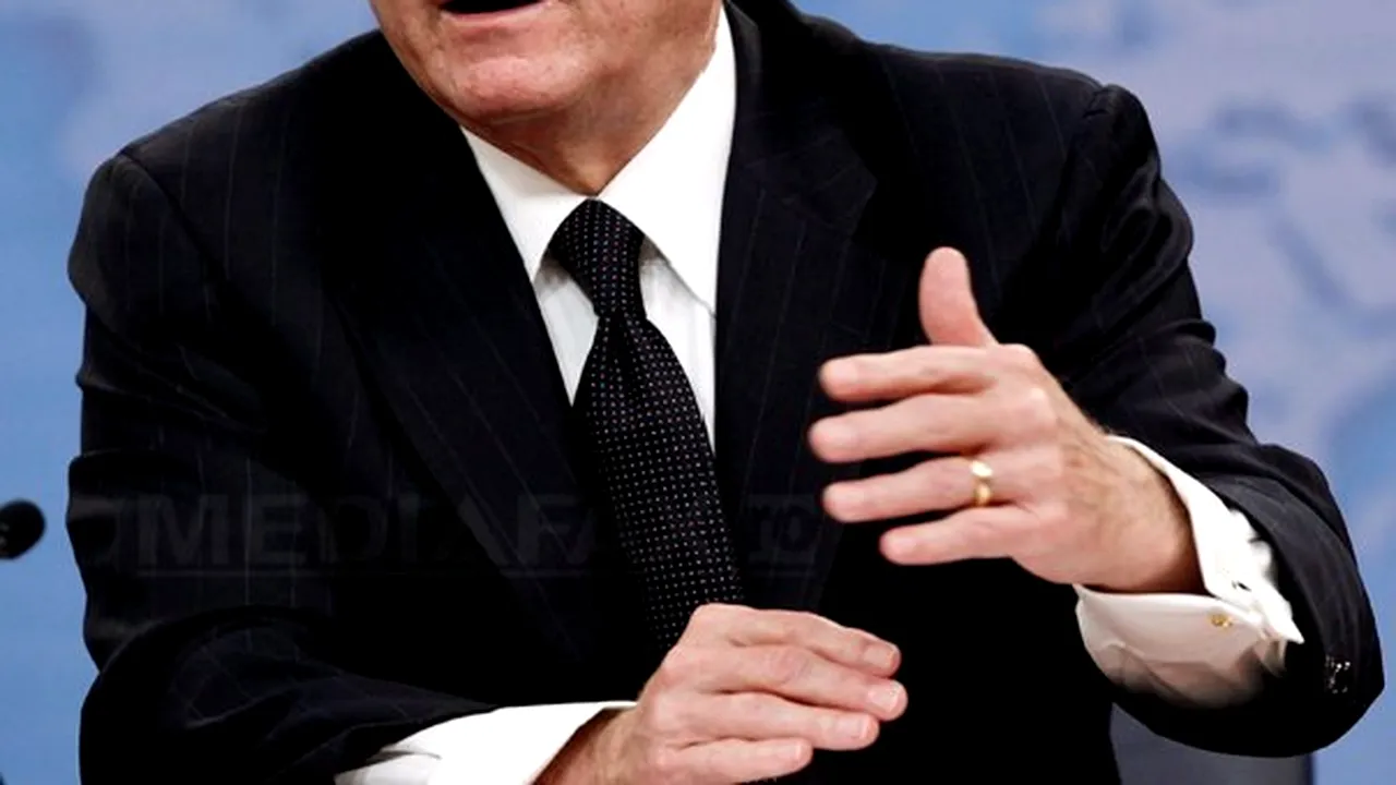Robert Gates: Un atac împotriva Iranului nu va opri programul nuclear al regimului islamist