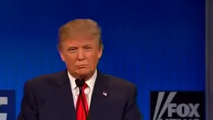 Trump îşi apără o afirmaţie ofensatoare despre moderatoarea dezbaterii republicane de la Fox News - VIDEO