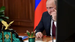 Kremlin: Rusia va folosi armele nucleare doar dacă existenţa sa este ameninţată