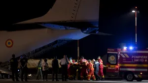 Doi pacienţi internaţi în Italia după explozia de la Crevedia revin acasă