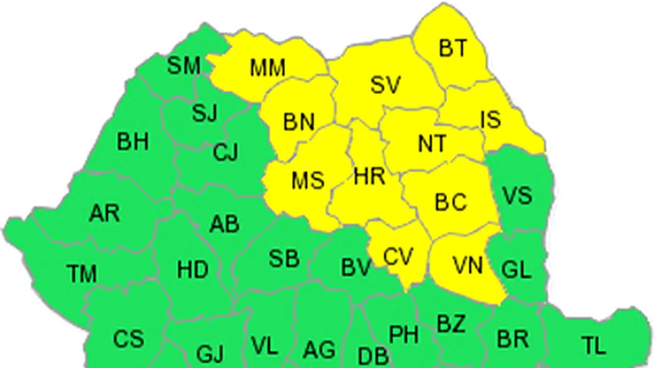 Codul galben de ploi şi vijelii, prelungit pentru 11 judeţe