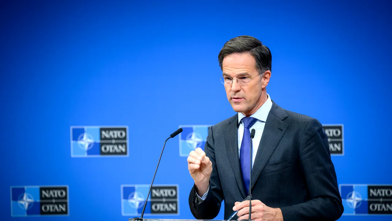 Rutte: Forţele de menţinere a păcii în Ucraina ar putea include trupe NATO şi din ţări terţe