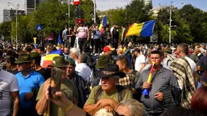 AUR: Fermierii trebuie ascultați, nu întâmpinați cu gaze lacrimogene / Bolojan trebuie să vorbească direct cu fermierii