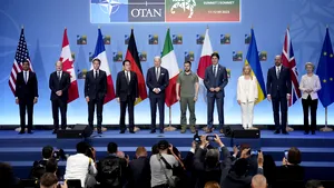 Ţările G7 au un plan prin care să ajute Ucraina chiar dacă Donald Trump se întoarce la Casa Albă. Kievul ar putea primi 50 de miliarde de dolari cu ajutorul activelor ruseşti îngheţate