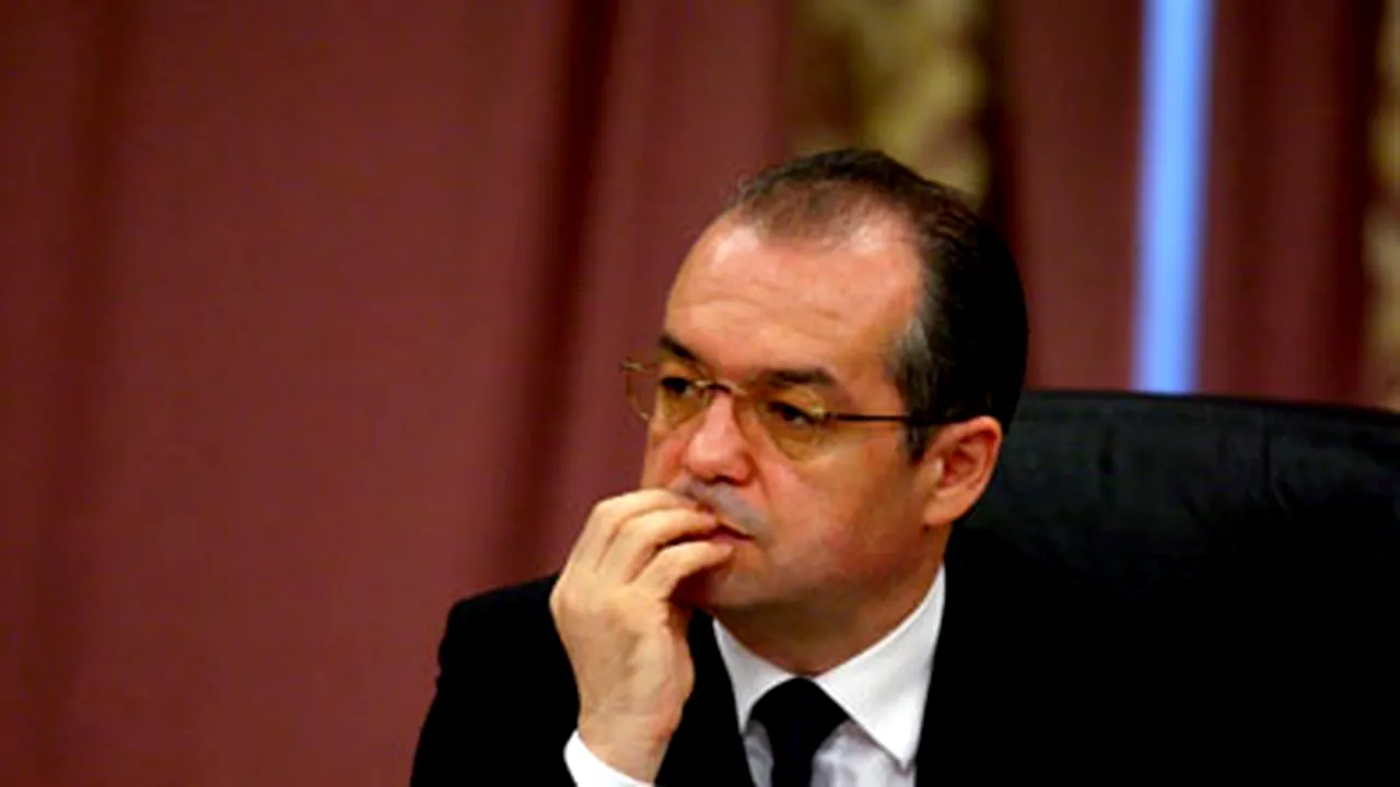 Boc: M-am consultat şi mă voi consulta cu Mircea Miclea