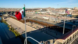 Un senator din SUA vrea legislaţie care să permită acţiuni militare contra cartelurilor din Mexic