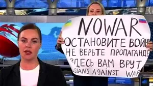Protest anti-război. Au fost întrerupte ştirile în direct de la televiziunea de stat rusă