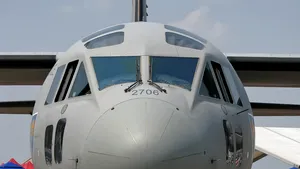 Misiune umanitară a MApN: Pacient cu arsuri, transferat în Italia cu o aeronavă Spartan