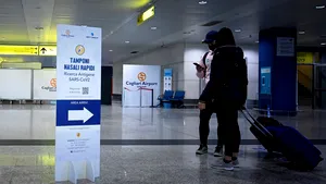 Italia scurtează la cinci zile carantina pentru cetăţenii UE