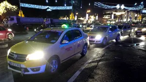 Poliţia Capitalei s-a autosesizat: Dosar penal după protestul taximetriştilor din apropierea Pieţei Victoria