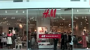 Vezi aici cum arată primul magazin H&M din România