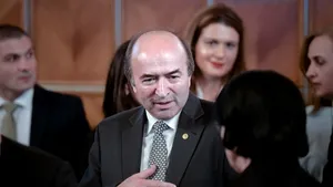 Toader dezminte informaţiile date de Cuc: Prin adresa Ministerului Justiţiei nu a fost a solicitat avizul CSAT