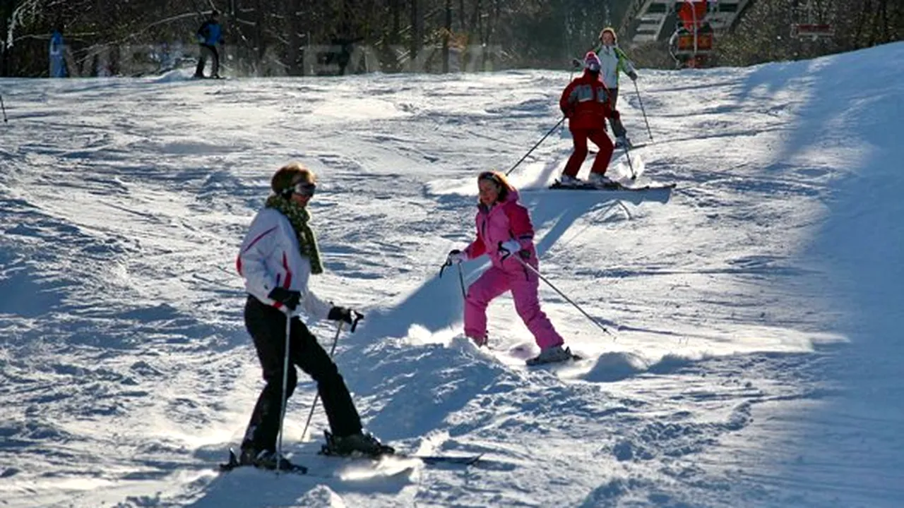 Peste 500 de turişti, aşteptaţi la Domeniul Schiabil Şureanu pentru Serbările Zăpezii