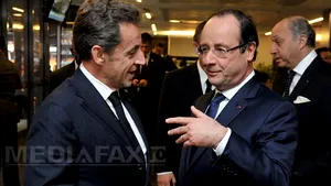 Hollande nu-şi găsea avionul, la plecarea din Johannesburg