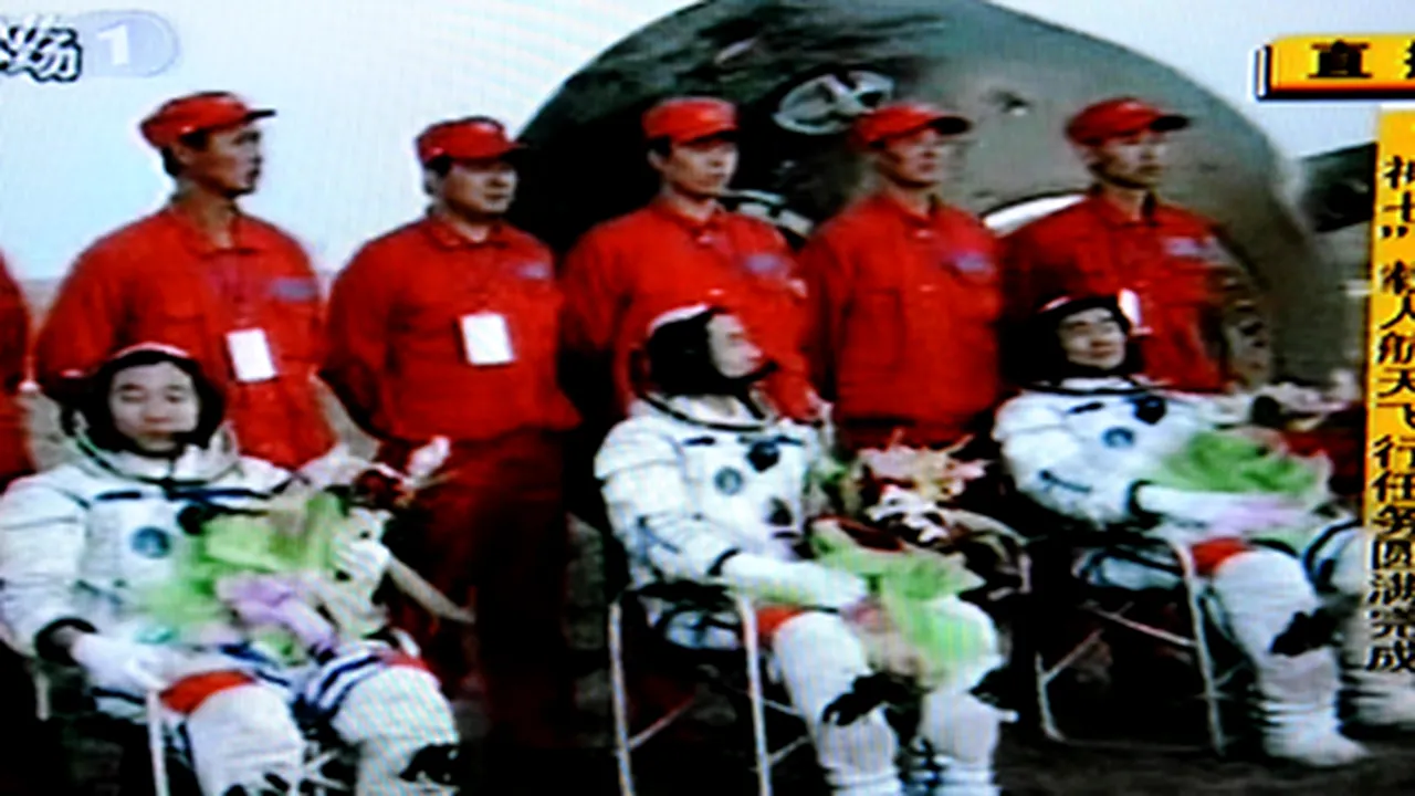 Capsula spaţială Shenzhou VII a aterizat în Mongolia