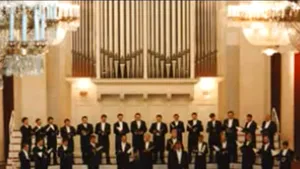 Corul Catedralei Sfântul Isaak din Sankt Petersburg şi basul Denis Sedov, turneu în premieră în România - VIDEO