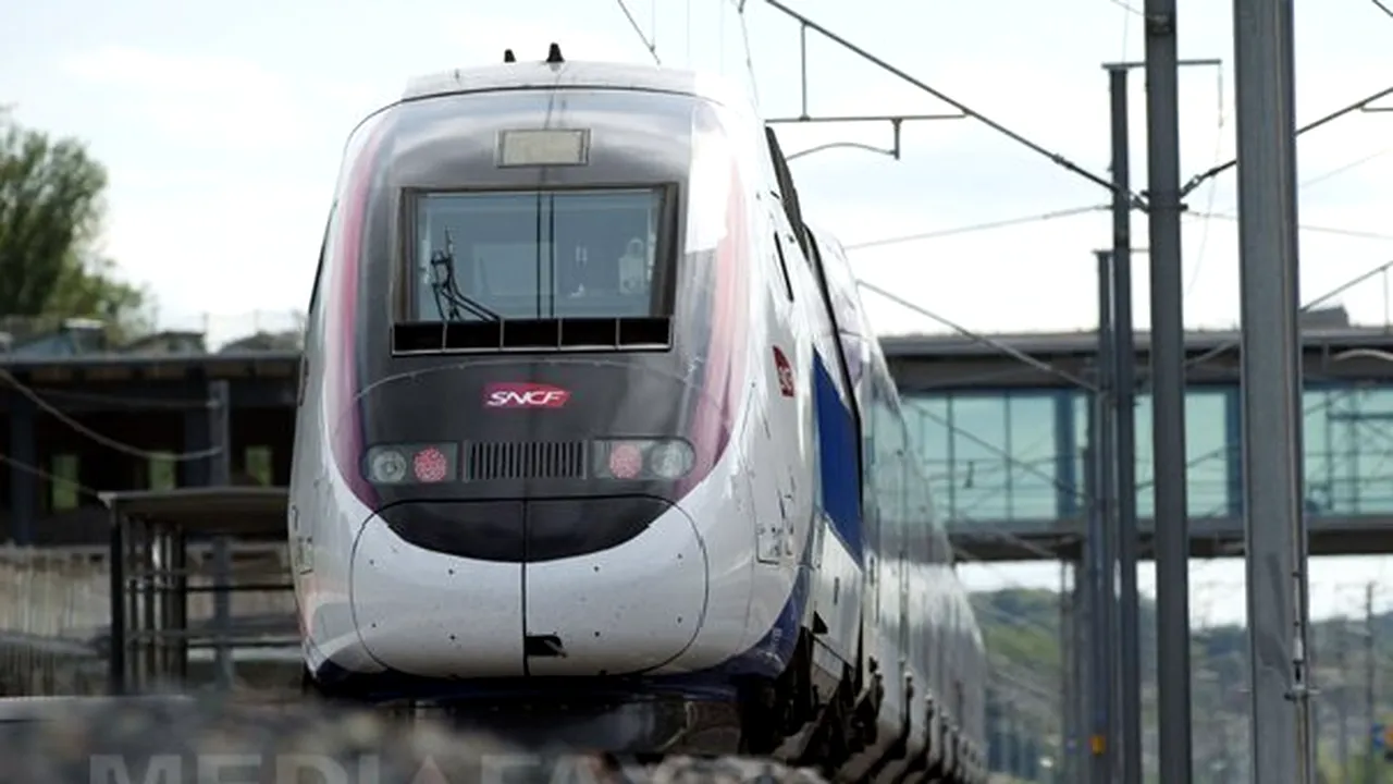 MAE: Atenţionare de călătorie pentru Franţa. Grevă în transportul feroviar din regiunea Île-de-France