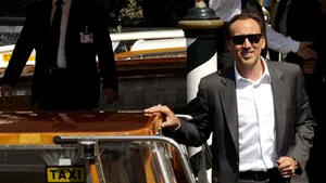 Nicolas Cage va juca într-un nou thriller, regizat de Roger Donaldson