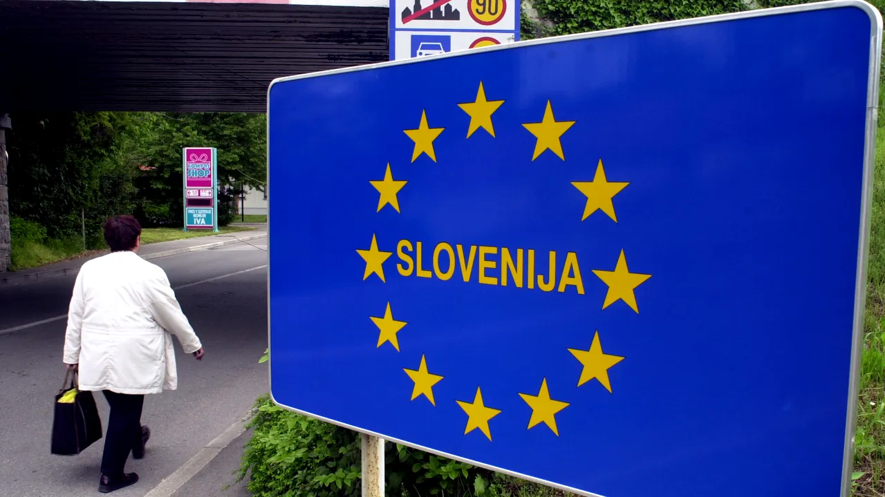 MAE transmite că Slovenia extinde controlul la frontierele cu Ungaria şi Croaţia