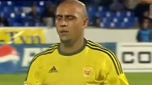 Roberto Carlos, victima unui incident rasist în Rusia - VIDEO