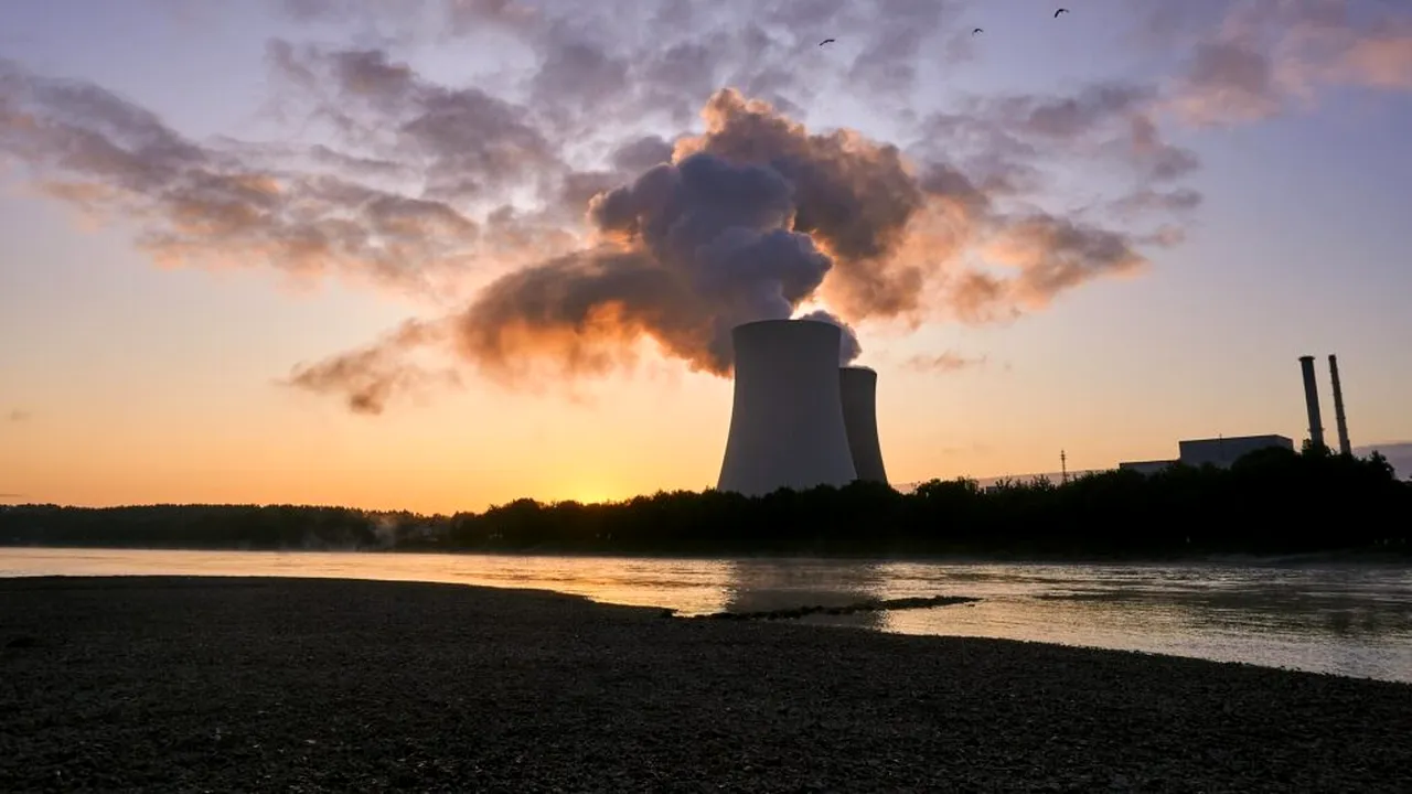 Administrația Trump anulează regulile care impun centralelor nucleare să mențină nivelul de radiații „cât mai scăzut posibil”