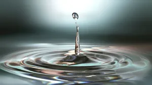 Cea mai pură apă din lume este în pericol. Cum s-a format şi care este secretul acestui ”miracol al naturii”