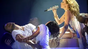Recitalul lui Kylie Minogue de la Glastonbury 2019, cel mai vizionat din istoria festivalului | VIDEO