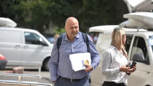 INTERVIU EXCLUSIV. Emanuel Ungureanu, denunţătorul şefului Unifarm: Măştile FFP2 vândute erau non-medicale, bune pentru zugravi. N-au nimic de-a face cu zona medicală