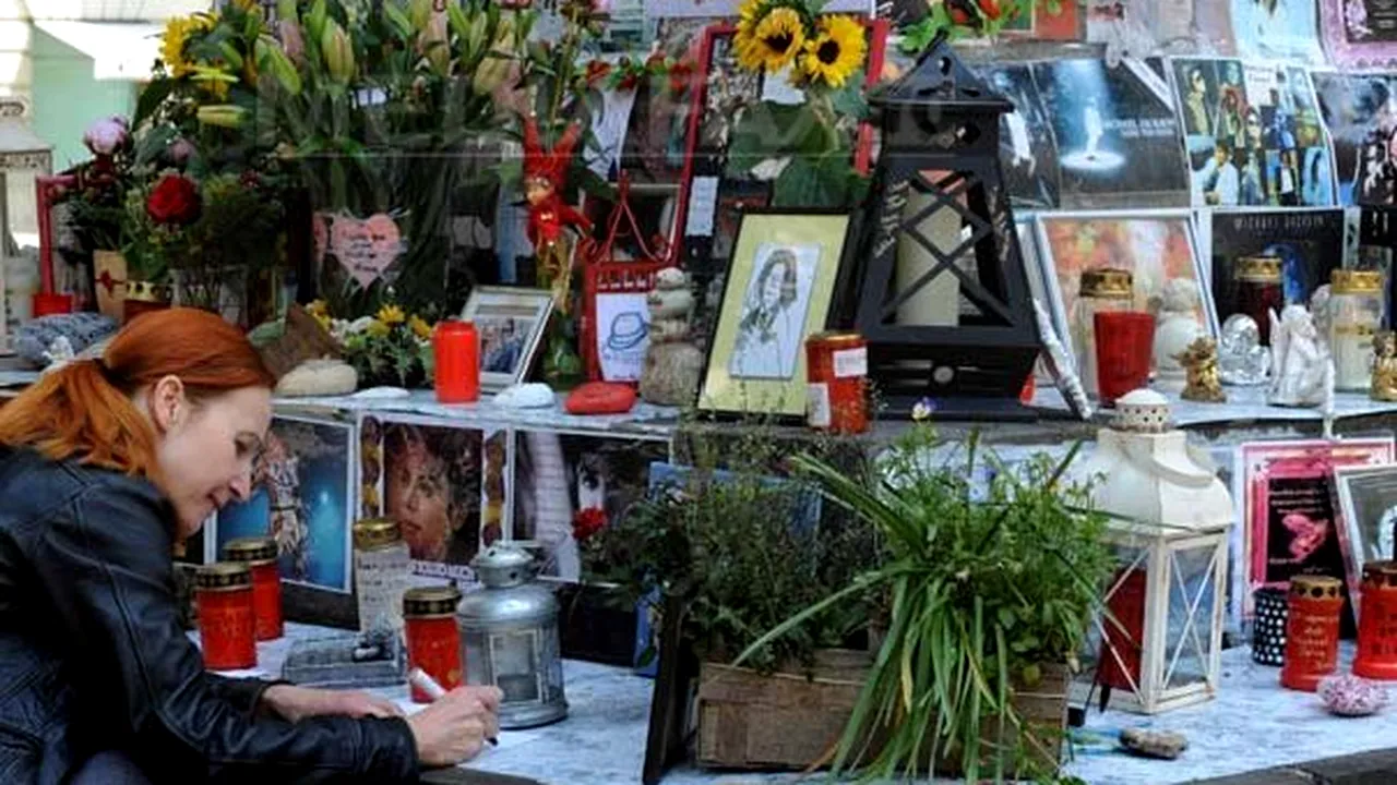 Cât te costă să depui flori la mormântul lui Michael Jackson?
