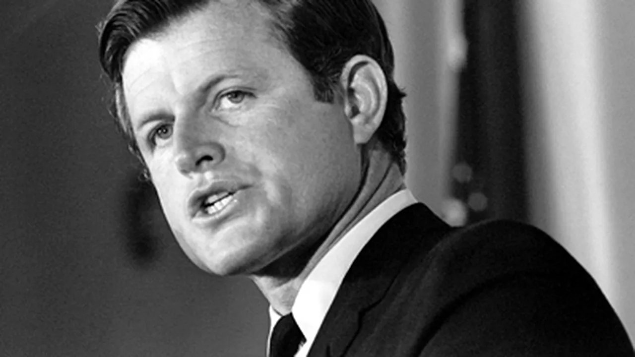 BIO: Ted Kennedy, o personalitate a vieţii politice americane