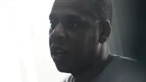 Jay-Z va lansa un nou album, în luna iulie. Cum va putea fi descărcat gratuit 