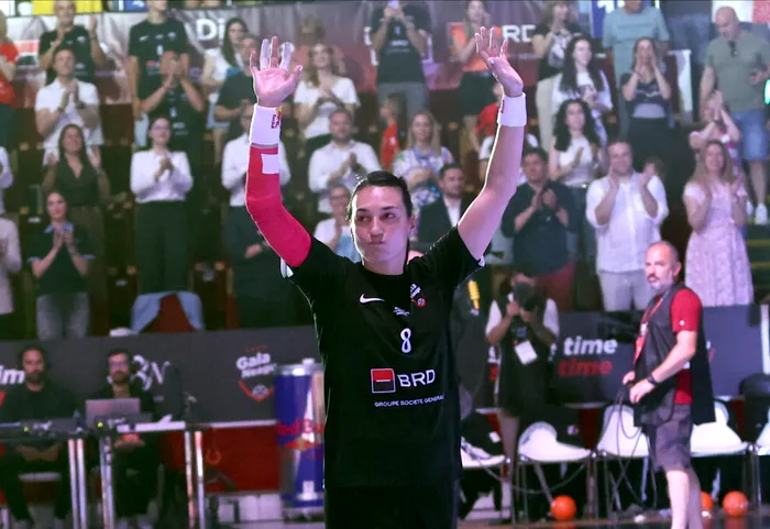 Cristina Neagu și-a încheiat cariera în handbal cu o gală la care a asistat și președintele României