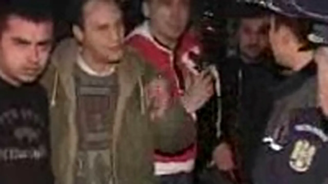 Piteşti: Intervenţie a poliţiştilor după un scandal între un jurnalist şi taximetrişti