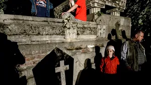 NOAPTEA MUZEELOR 2016: Cimitirul Bellu şi Muzeul Bucureşti, printre obiectivele ce pot fi vizitate în Bucureşti
